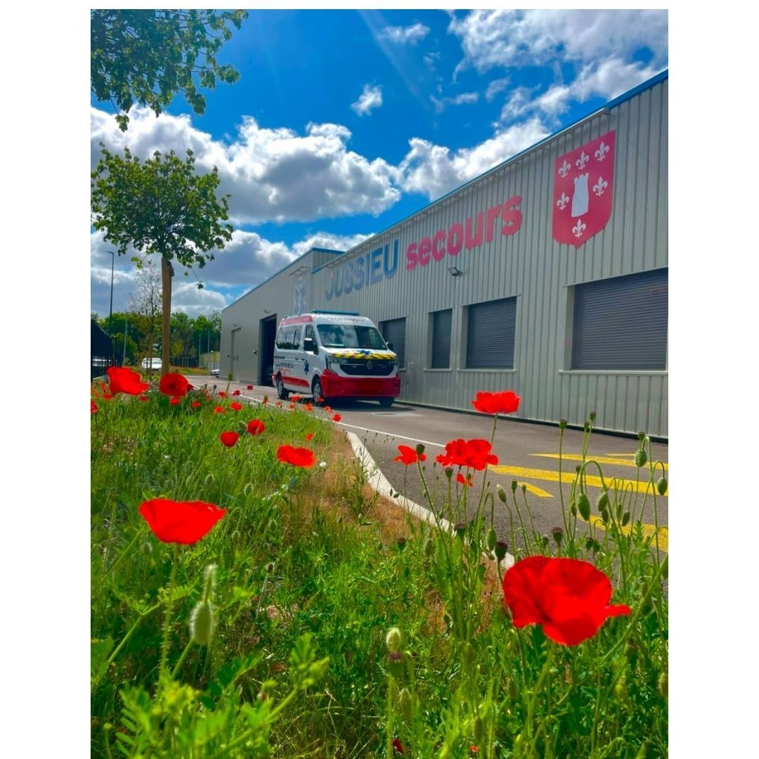 Magasin JUSSIEU secours SENS | Ambulance du SEREIN - Malay-le-Grand (89100) Visuel 3